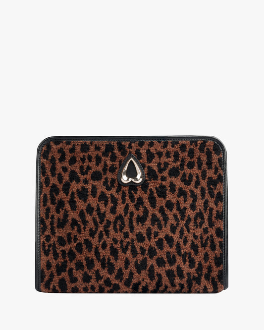 AW HEART POUCH MADAME