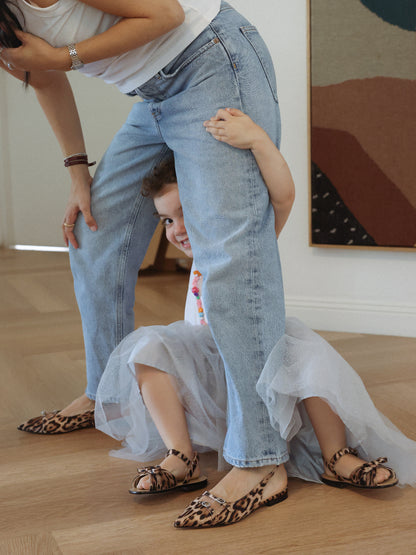 CAROLINE FLAT SLING LEO 10